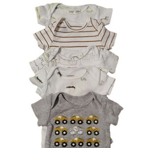 Carter's Infant Boy's One Piece Bodysuits Size Newborn 5 Pieces